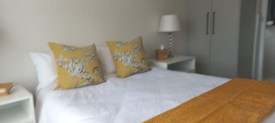 2 Bedroom Property for Sale in Flamingo Vlei Western Cape